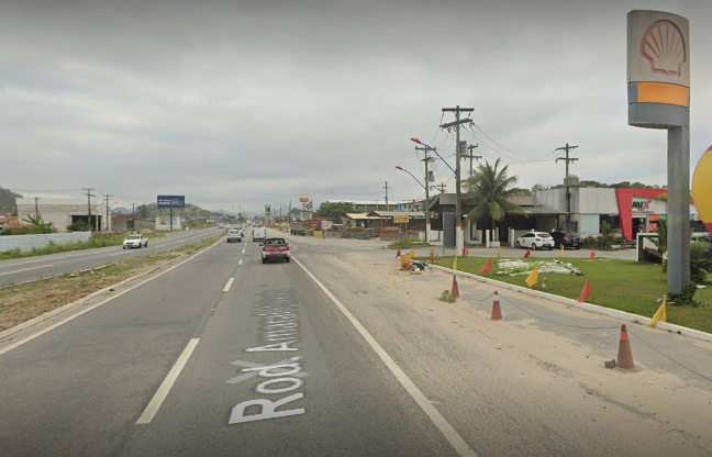 Colisão entre carro e moto deixa uma mulher ferida em São José do Imbassaí 