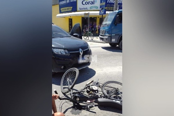 Colisão entre carro e bicicleta deixa uma pessoa ferida em Saquarema 