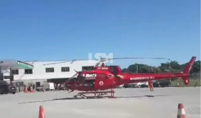 Motociclista é socorrido de helicóptero após grave acidente em Saquarema