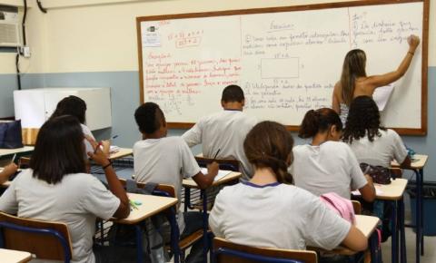 Programa Educação Solidária é criado para ajudar alunos a concluir os estudos em Saquarema 